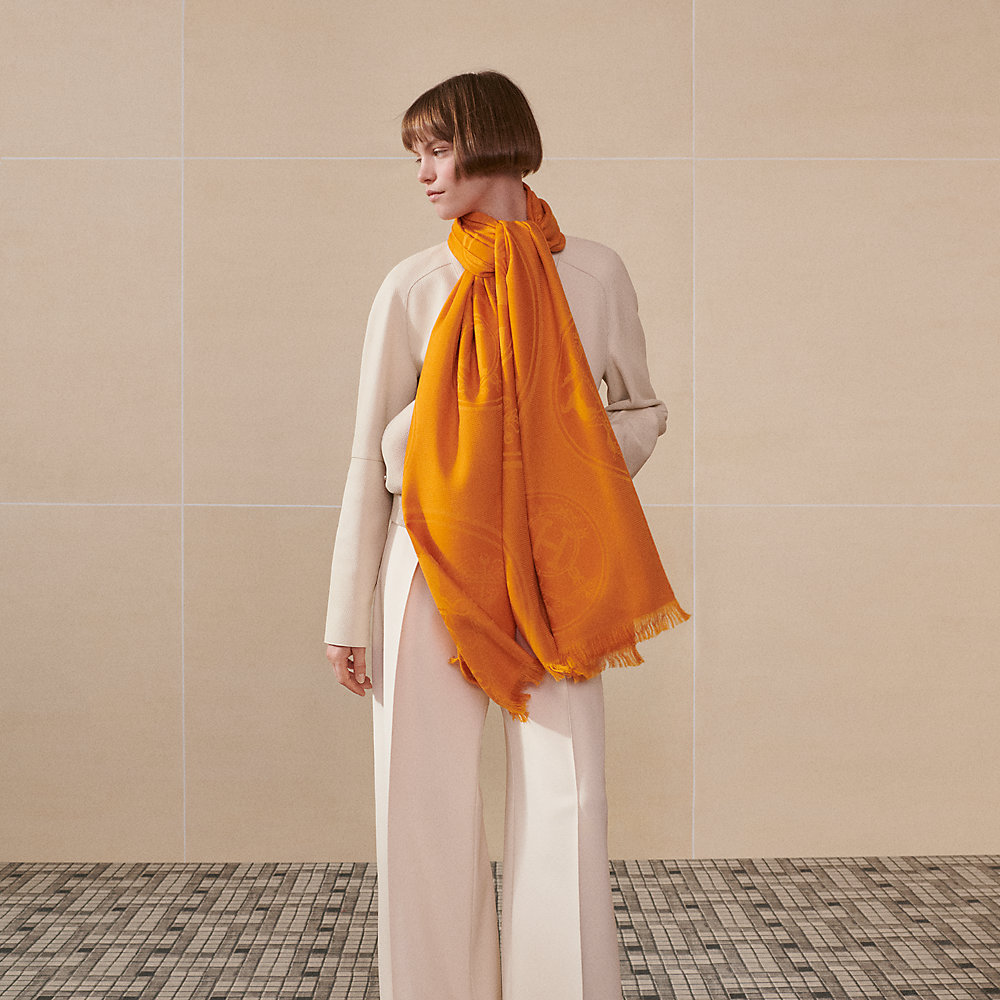 ❤お得なお品❤ニューリブリス カシシル レッド ストール エルメス 箱付き Hマークがオシャレ☆】HERMES《ニュー・リブリス》ストール